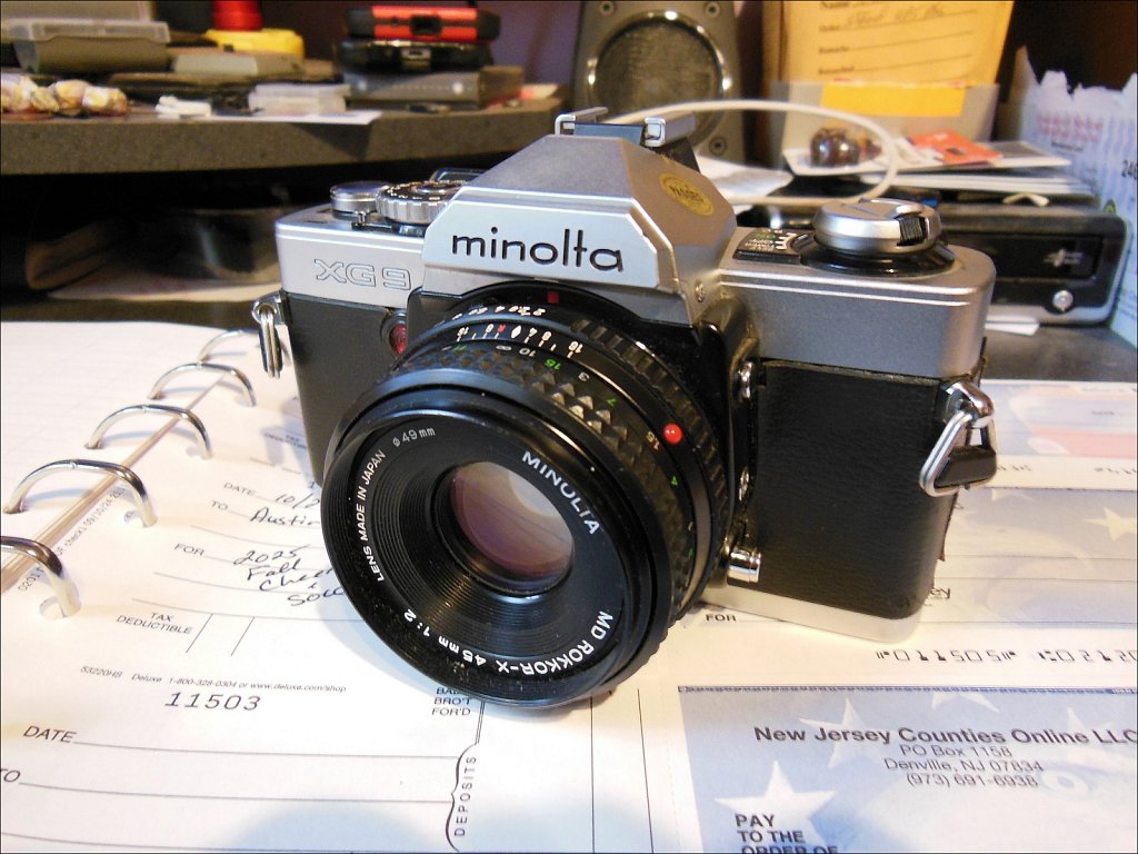 Minolta XG-9